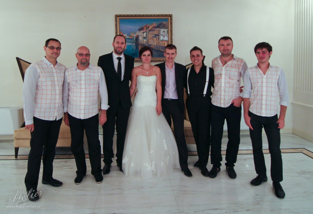 Protagonistii unei seri magice: Emil & Laura, Trupa Atelier & Cristian Gog :)